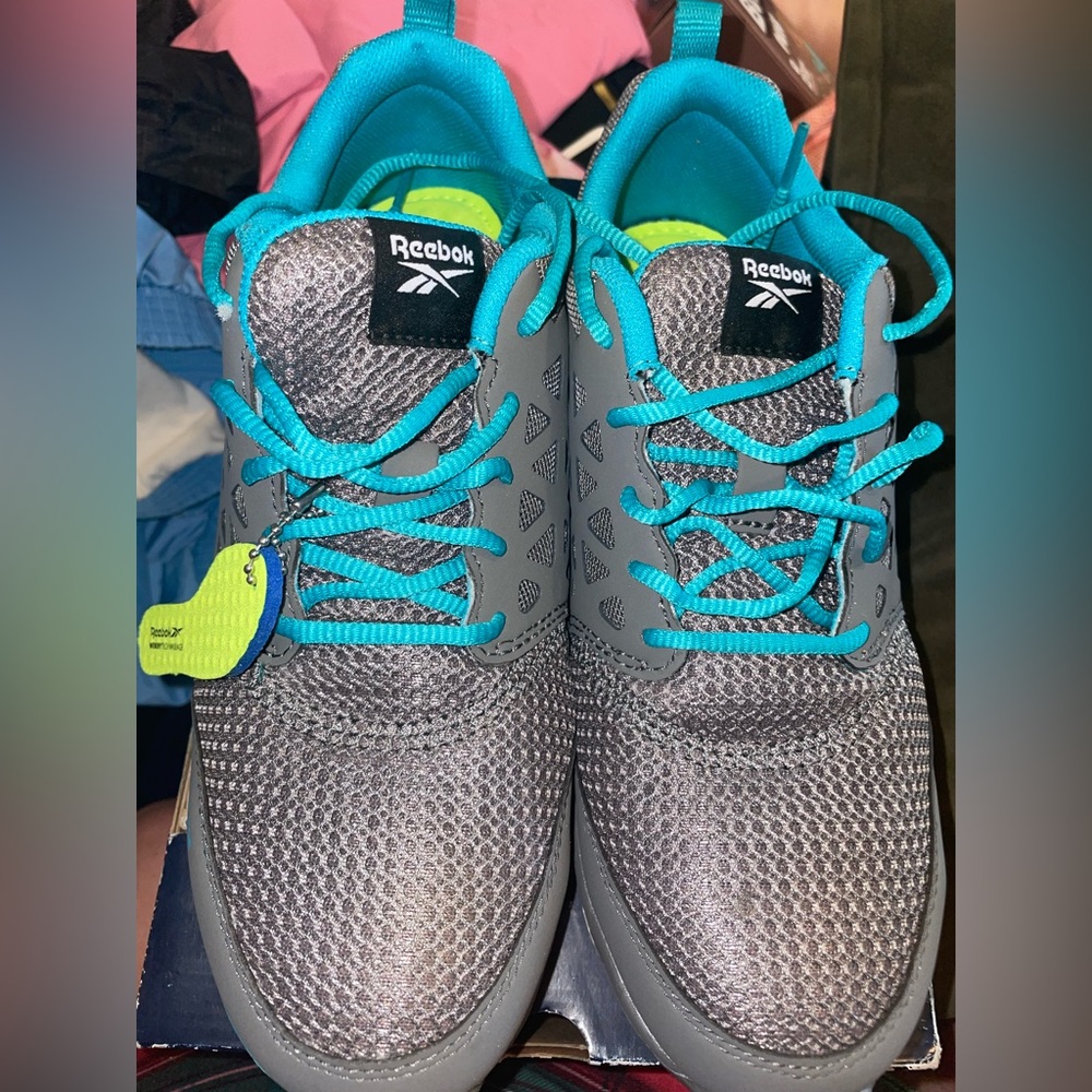 New in box reebok women’s alloy toe steel toe work shoes